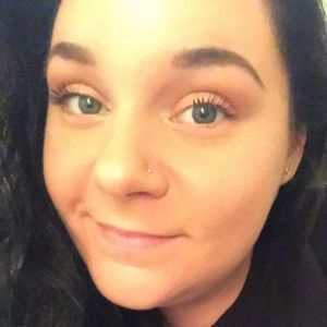 Meet your Posher, Michaela